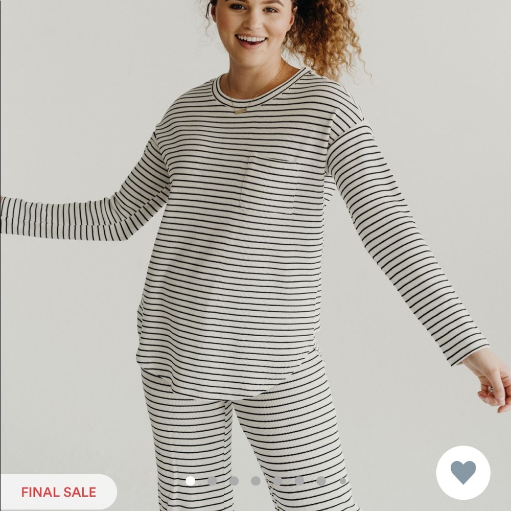 Carly Jean Capri long sleeve